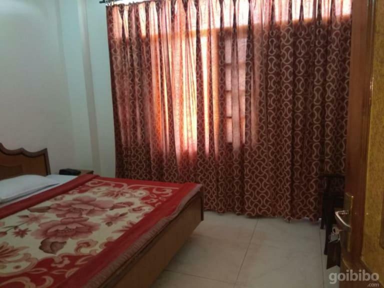 Hotel Basera 戴尔豪斯 外观 照片
